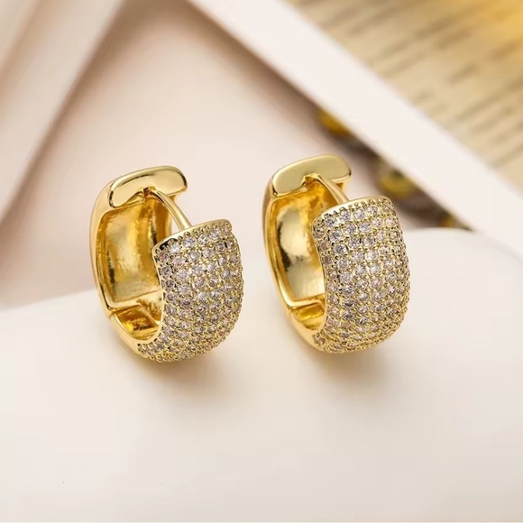 Anthropologie Jewelry - Modern Gold Hoop Crystal Earrings